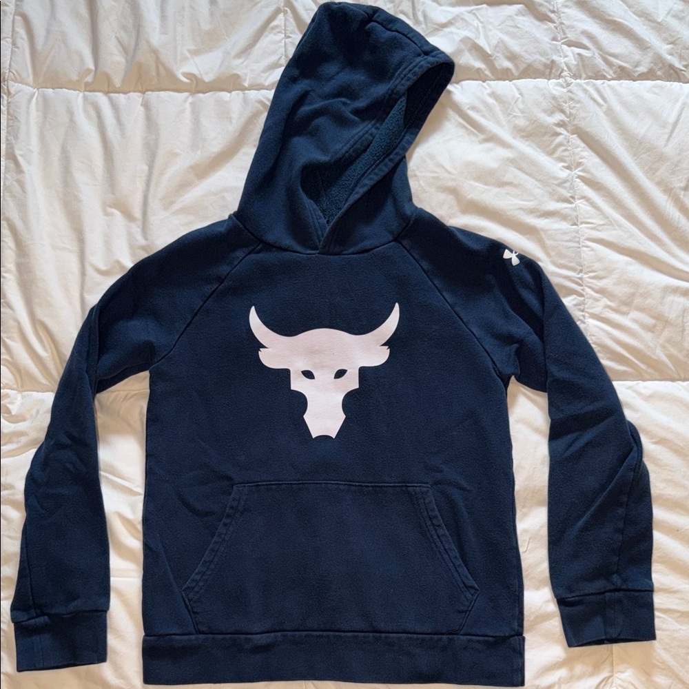 UNDER ARMOUR Youth M Navy Hoodie with Bull Logo